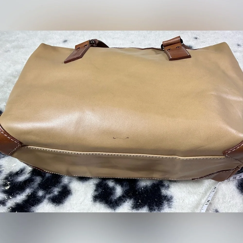 Francesco Biasia Women’s Tan and Brown Leather Shoulder Bag Purse